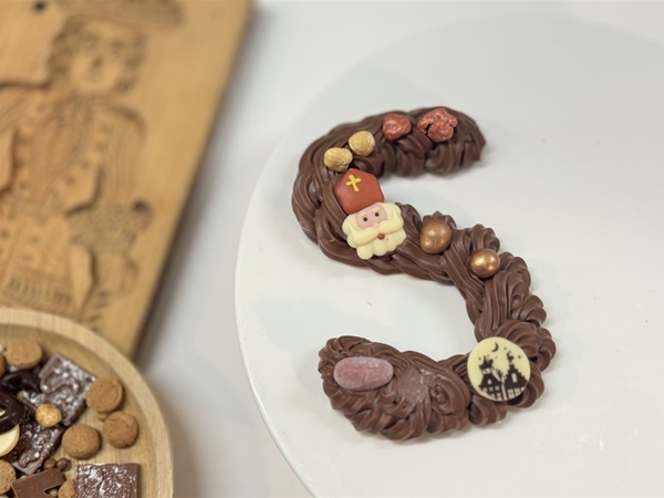 Chocolade letter gespoten groot