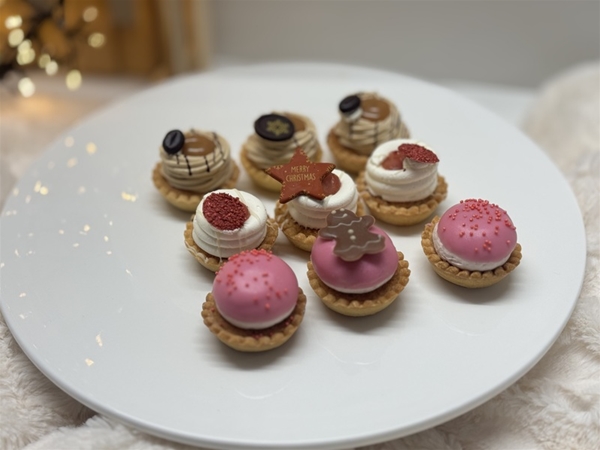 Petit fours KERST /9